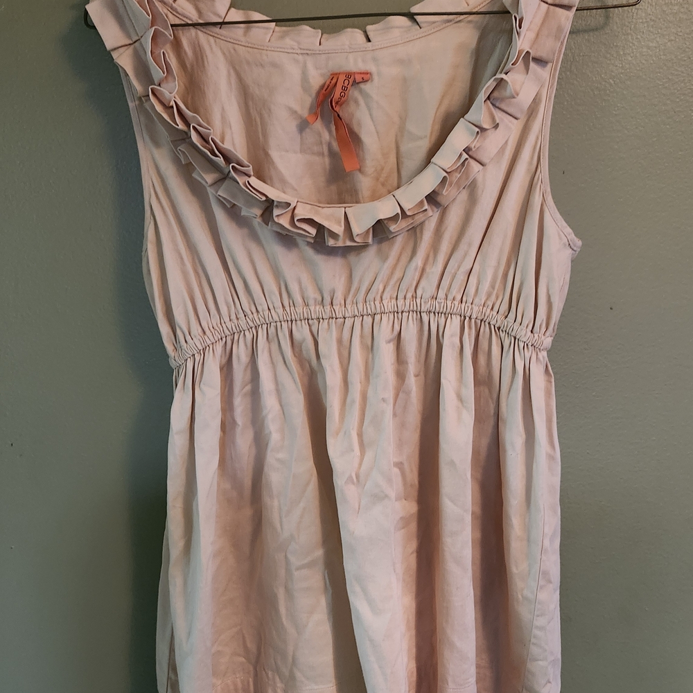 BCBGeneration Yellow Ruffle Sleeveless Top. Size S.